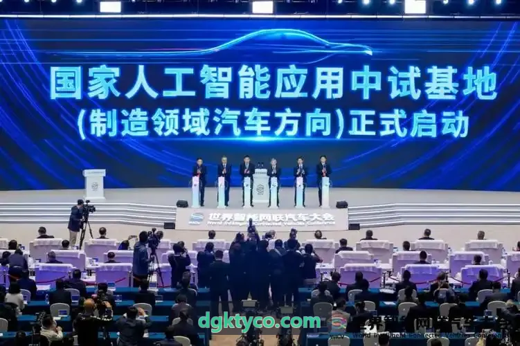 J9综合服务与企业法律风控
